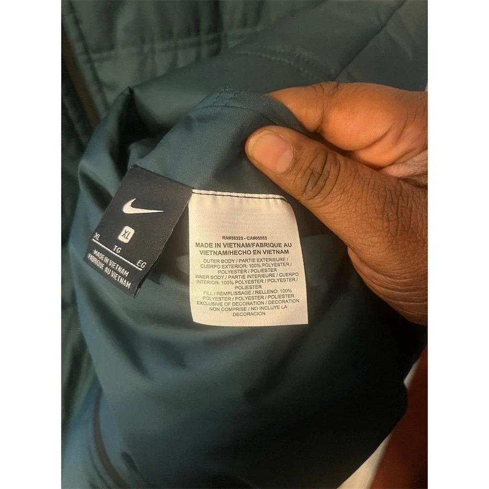 Nike Men's Full Zip  Reversible Windbreaker Puffer‎ Vest Size XL